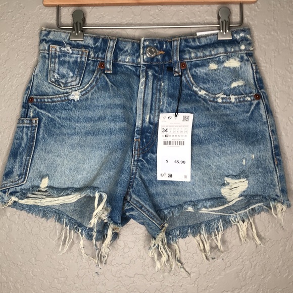 NWTs Zara high rise frayed denim short extra pocket detail - Picture 4 of 11